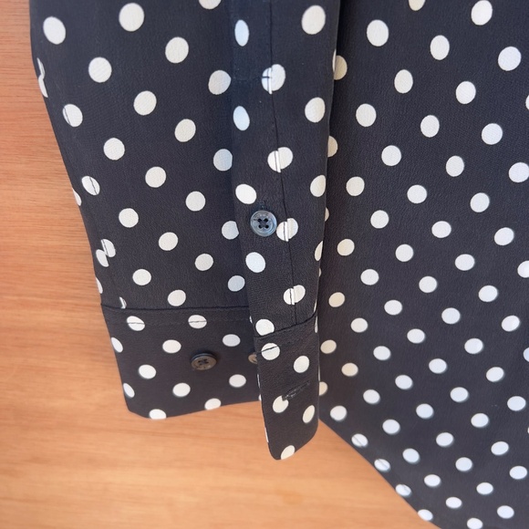 Equipment 100% silk polkadot blouse size M medium button up shirt black white - Picture 5 of 9